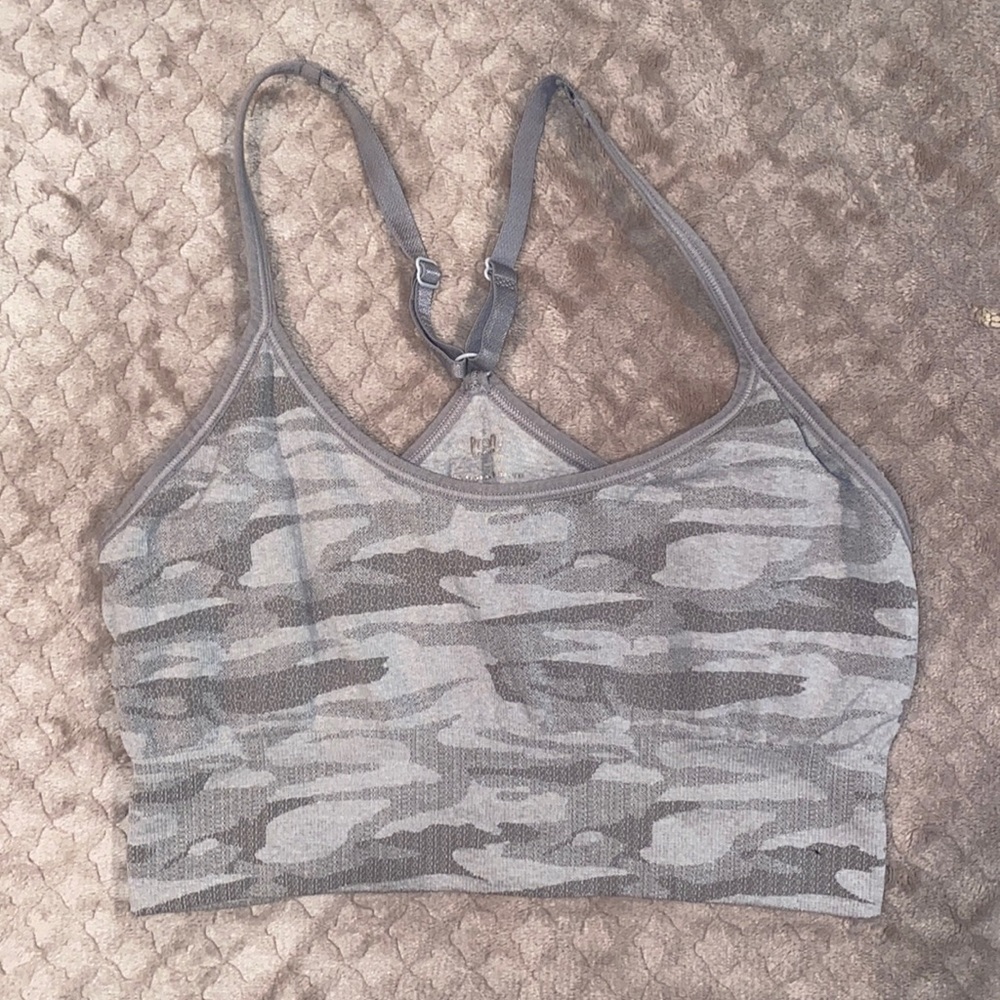 Women’s sports bra